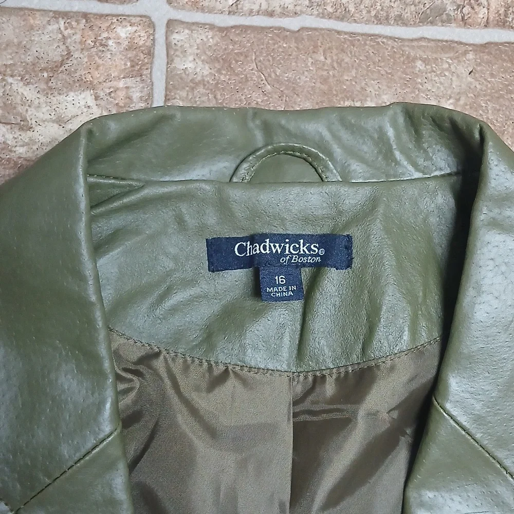 EUC Chadwicks 100% Leather Women's Olive Green Blazer Size 16 - Picture 3 of 5